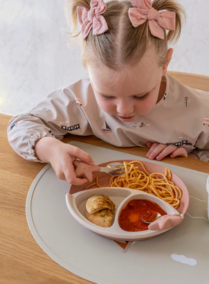 6 Fun Ways To Arrange Food On A Kids Plate That Works